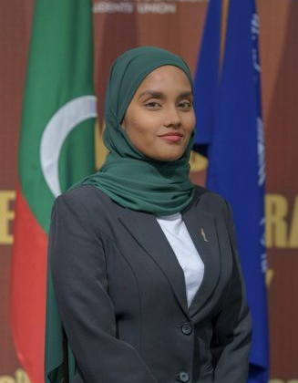 އެސިސްޓެންޓް