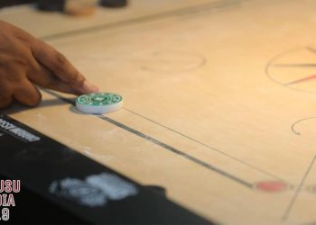 ޝެޓްސް އިން ކެރަމް އެސޯސިއޭޝަން އޮފް މޯލްޑިވްސް ގެ އިސްވެރިންނާއި ބައްދަލުކޮށްފި