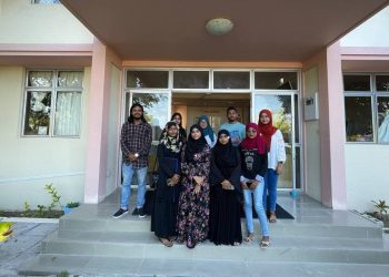 އެމް.އެން.ޔޫ.އެސް.ޔޫ އިން ތިނަދޫ ދަނާލު ދަރިވަރުންނާއި ބައްދަލުކޮށްފި