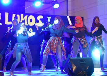 އެއްއަހަރުގެ މެދުކެނޑުމަކަށްފަހު ލޫމޯސް އެނބުރި ބެލުންތެރިންނާއި ހަމައަށް