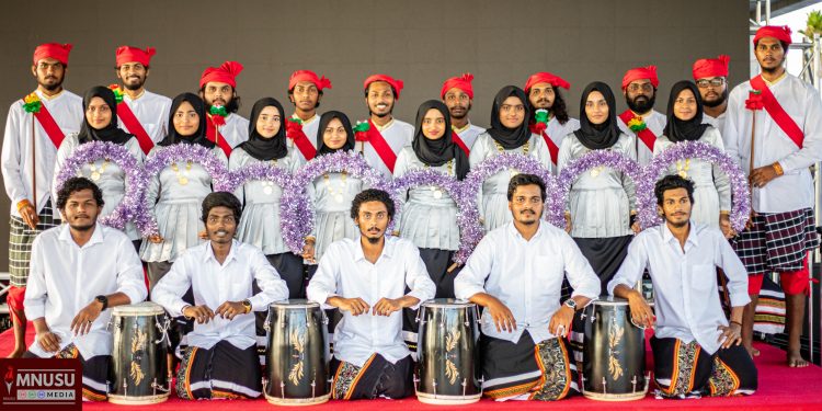 އެއް މިލިއަންވަނަ ފަތުރުވެރިޔާއަށް އެމް.އެން.ޔޫ.އެސް.ޔޫ ބޮޑުބެރު ޓީމުން ހޫނު މަރުހަބާ ކިޔައިފި