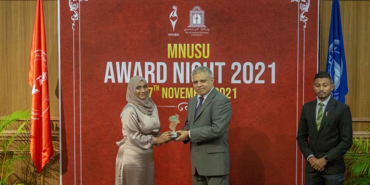 ދި ނެކްސްޓް ލެވަލްގެ އެންމެ މޮޅު ގޮތްޕަކަށް ”ޝެޓްސް“