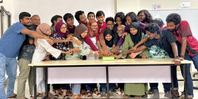 ޝެޓްސް ލީޑާރސްގެ އަގުވަޒަން ކުރުމުގެ ގޮތުން ”ސެލެބްރޭޝަން ނައިޓް“ ބާއްވައިފި