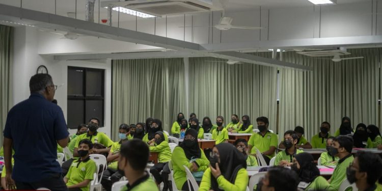 ”ކޮންމެ ކުއްޖަކަށްވެސް ވާހަކަ ދެއްކޭނެ“ ސެޝަން ކާމިޔާބުކަމާއެކު ނިންމާލައިފި