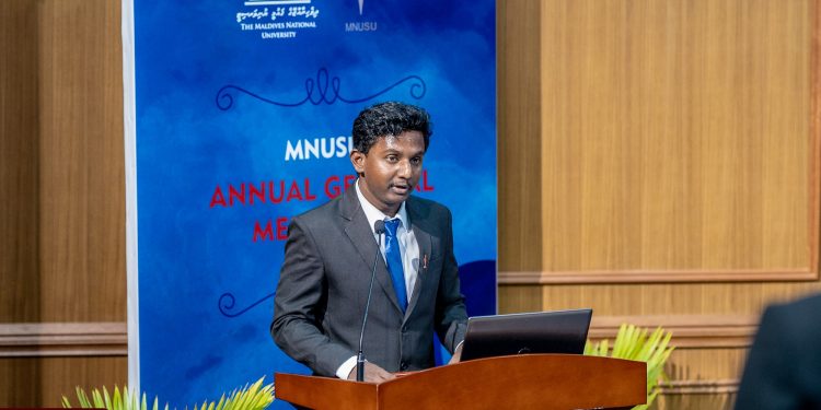 ގޮފިތަކުގެ އައު ހިންގާ ކޮމެޓީގެ 70 އިންސައްތަ އަކީ އަންހެން ދަރިވަރުން – ޖައިޝް