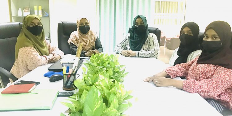 ހީލާރސްގެ ފަރާތުން އެފް.އެޗް.އެސްގެ ޑީން އާއި ބައްދަލުކޮށްފި