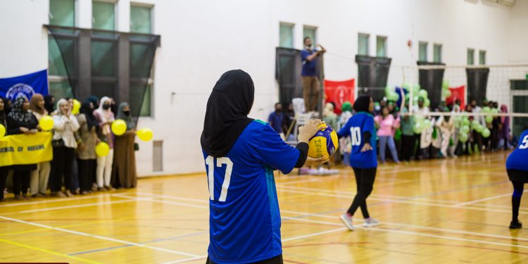 އެސް.އެން ސެމީއާ ގާތަށް، ސީ.އެފް.އެސް އަށް ފުރަތަމަ މޮޅު!