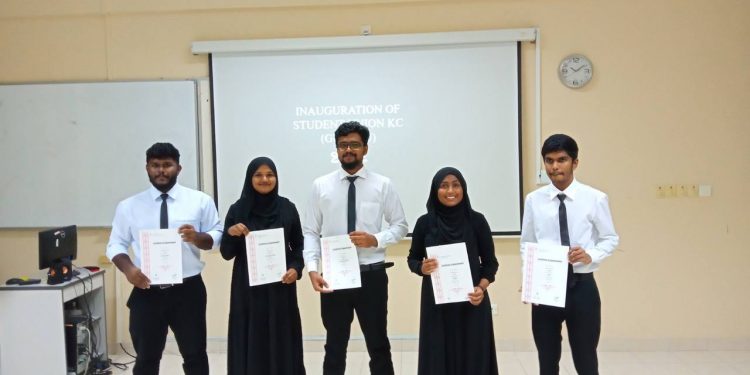 ގުރުޒުގެ އައު ހިންގާ ކޮމެޓީ އިފްތިތާޙުކޮށްފި