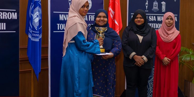 ތަރަހައިގެ ”ތަސްވީރުން ވާހަކަ“ މުބާރާތުގެ އެއްވަނަ ތައިބާ އަށް!