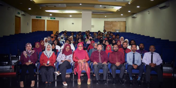 އެމް.އެން.ޔޫ ބިޒްނަސް ސްކޫލް ދެވަނަ ސެމިސްޓަރގެ އޮރިއެންޓޭޝަން ބާއްވައިފި