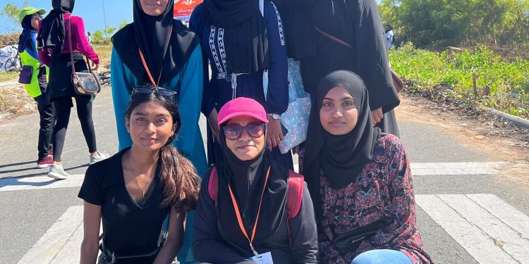 މަމެން އިންޓަރ ސްކޫލް 3 ވަނަ ބައިސްކަލް މުބާރާތުގައި ނިއަރެސްގެ ދަރިވަރުން ”ފަސްޓްއެއިޑް“ ދިނުމުގައި ހަރަކާތްތެރިވެއްޖެ!