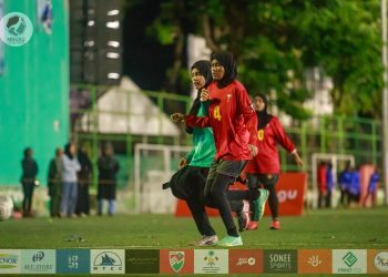 ކްލިކް އަދި ސީ.އެފް.އެސް އަންހެން ޑިވިޝަނުގެ ސެމީ ފައިނަލަށް