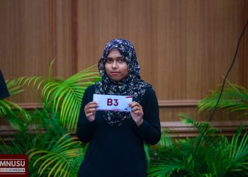 ލެކްނޯ އެމް.އެން.ޔޫ.އެސް.ޔޫ ފުޓްސެލް ފިއެސްޓާގެ ގުރު ނަގައިފި