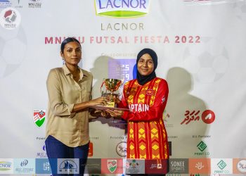 އަންހެން ޑިވިޝަނުގެ އެންމެ މޮޅު ކުޅުންތެރިޔަކަށް ބިޒްނަސް ސްކޫލްގެ ފިރުޝާނާ!