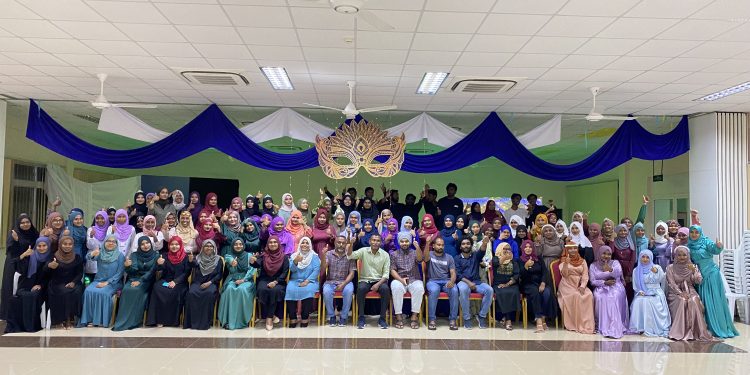 ތިނަދޫ ކެމްޕަސްގެ ”ފްރެޝާސް ނައިޓް“ ވެސް ޔޫނިއަންގެ ޓީމާއެކު!