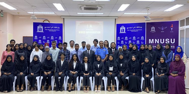 ދޮންދީނި ހިންގާކޮމިޓީ އިފްތިތާހުކުރި ރަސްމިއްޔާތުގައި ޔޫނިއަންގެ ރައީސް ބައިވެރިވެލައްވައިފި