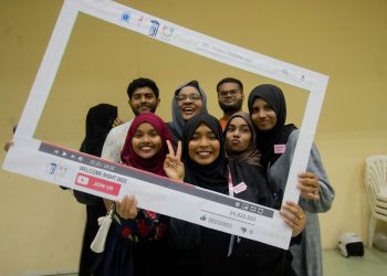 ސިއާ – ހީލާރސް ”ވެލްކަމް ނައިޓް“ ބާއްވައިފި!