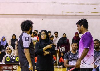 ފަހަތުން އަރާ އެސް.އެމް ބަލިކޮށް އެފް.އީ ފައިނަލަށް!