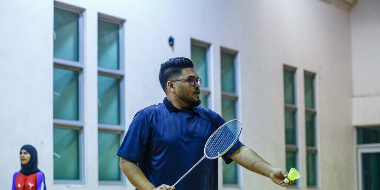 އެފް.އެސް.އެލްގެ މައްޗަށް ކުރިހޯދާ އެފް.އެޗް.ޓީ.އެސް އަށް ފުރަތަމަ މޮޅު!