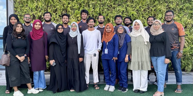 މެޑިކޯސްގެ ބެޑްމިންޓަން ޓީމަށް ޖަރޒީ ހަވާލުކުރުމުގެ ރަސްމިއްޔާތު ބާއްވައިފި