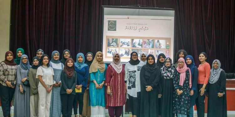 ހީލާރސް އާއި ސޮސައިޓީ ފޯ ހެލްތް އެޑުކޭޝަން (ޝީ) އިން ގުޅިގެން ވޯކްޝޮޕް އެއް ބާއްވައިފި!