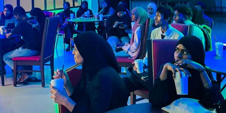 ޝެޓްސްގެ ނިއު ލީޑަރސް މީޓިން ބާއްވައިފި!