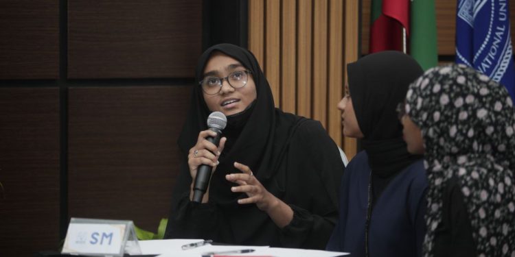 ހިދާޔަތު ސުވާލު މުބާރާތް: ފޯރިގަދަ މެޗަކަށްފަހު ފައިނަލުގެ ދެވަނަ ޖާގަ ސްކޫލް އޮފް މެޑިސިންއަށް!