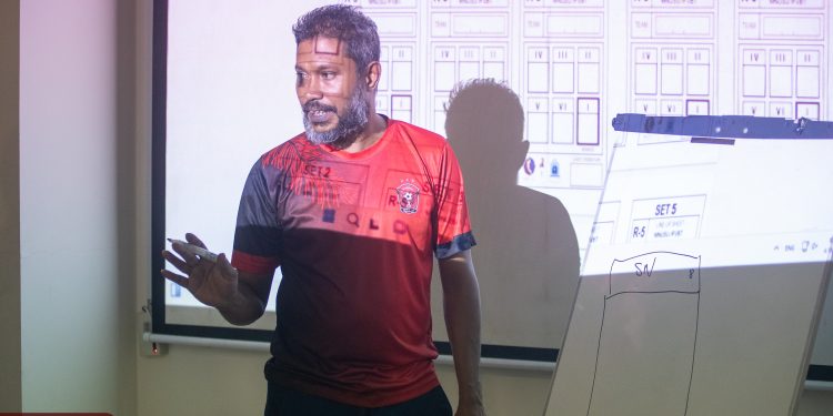 ވޮލީ މުބާރާތުގެ އޯގަނައިޒިންގ ޓީމް ޓްރެއިނިންގ ބާއްވައިފި!