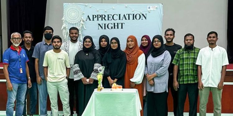 ހީލާރސް އިން ދަރިވަރުންގެ ކާމިޔާބީތައް ފާހަގަ ކުރުމަށް އިވެންޓެއް ބާއްވައިފި