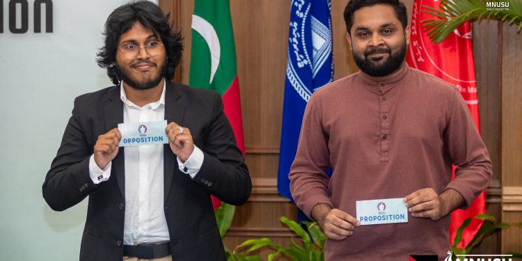 އެމް.އެން.ޔޫ.އެސް.ޔޫ އިނގިރޭސި ބަހުސް މުބާރާތް: ފައިނަލްގައި ވާދަކުރާނީ އެފް.އީ އަދި އެފް.އެސް.އެލް!