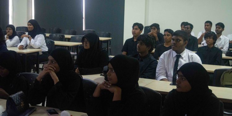 ޝެޓްސްގެ ދެވަނަ ޓަރމުގެ ފުރަތަމަ ލީޑާސް މީޓިން ކުރިޔަށް ގެންގޮސްފި!