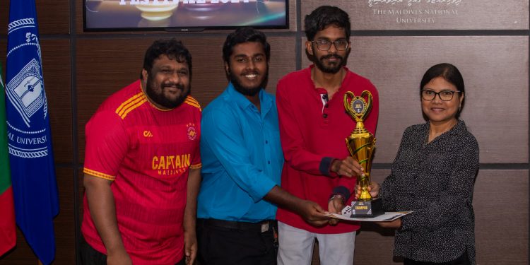 އެމް.އެން.ޔޫ.އެސް.ޔޫ-މެޑިކޯސް ޗެސް ފެސްޓިވަލް 2024ގެ ޗެމްޕިއަން ޓީމަކަށް އެމް.އެން.ޔޫ ބިޒްނަސް ސްކޫލް!