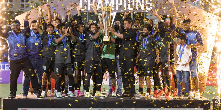 އަންހެން ޗެމްޕިއަންކަން އެމް.ބީ.އެސް އަށް, ފިރިހެން ޗެމްޕިއަންކަން އެމް.އައި އަށް