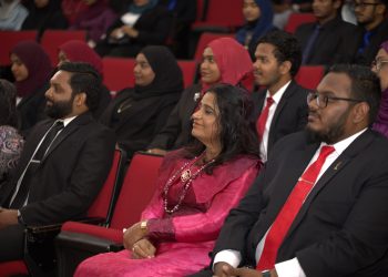 ޔޫނިއަންގެ މާލޭ ކެމްޕަހުގެ ގޮފިތައް ވައިސް ޗާންސެލަރ ޑރ. ޢާއިޝަތު ޝެހެނާޒް އާދަމް އިފްތިތާހު ކޮށްދެއްވައިފި