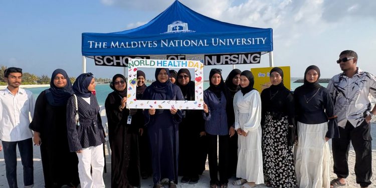 ގުރުޒާއެކު ކުޅުދުއްފުށި – ސިއްހަތަށްޓަކައި އެއްބައިވަންތަކަމުގެ ރިވެތި ނަމޫނާއެއް!