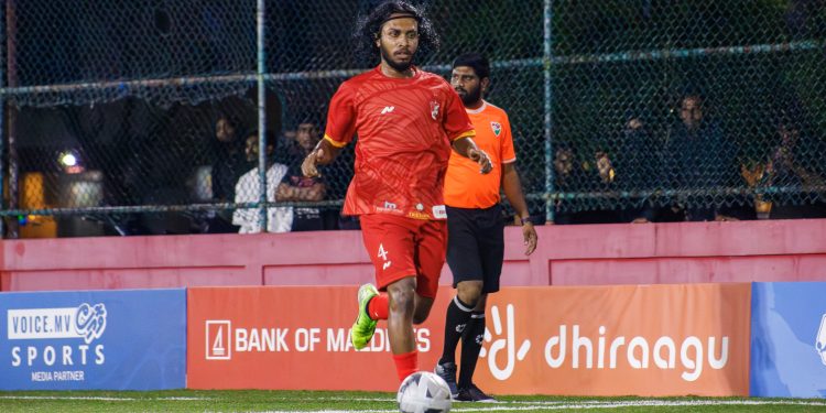 ފެސްޓާއި މިއާންޒް ކޮލެޖަށް ފަސޭހަ މޮޅެއް