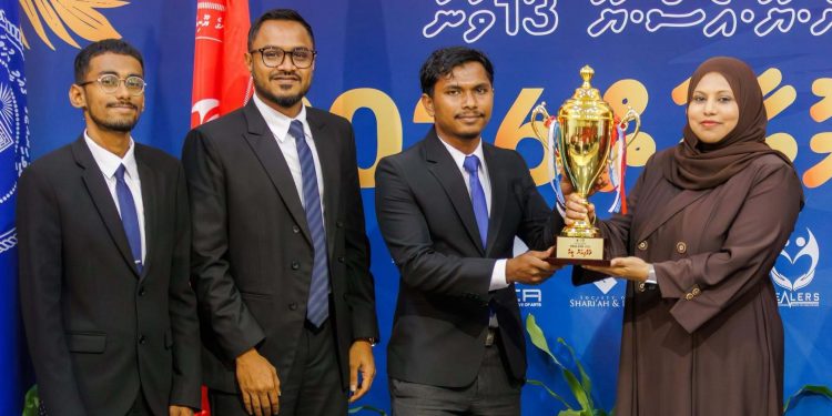 އެމް.އެން.ޔޫ.އެސް.ޔޫ ބަހުސް މުބާރާތުގެ ފަޚުރުވެރި އެއްވަނަ މި އަހަރުވެސް އެފް.އެސް.އެލްއަށް
